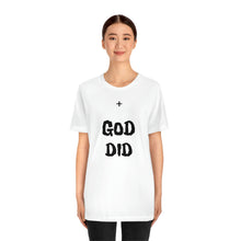Charger l'image dans la galerie, Short Sleeve Printed T-Shirt